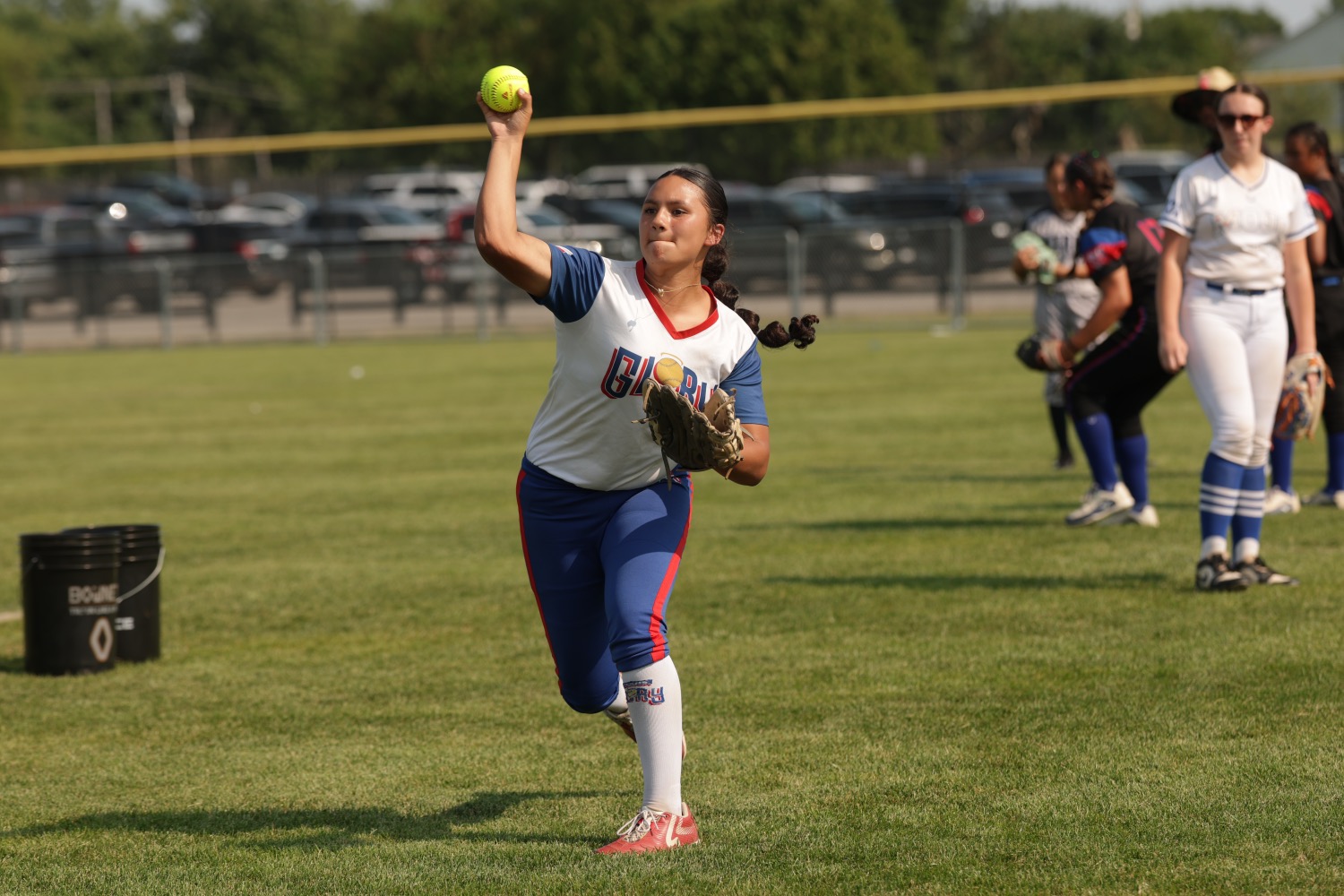 Athletes throwing during a team session